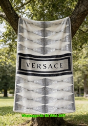 Versace Navy Blue Silver Crocodile Texture Diamond Print Flannel Sofa Throw Blanket IMG_1661